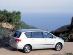 Toyota Avensis Verso 2001 года